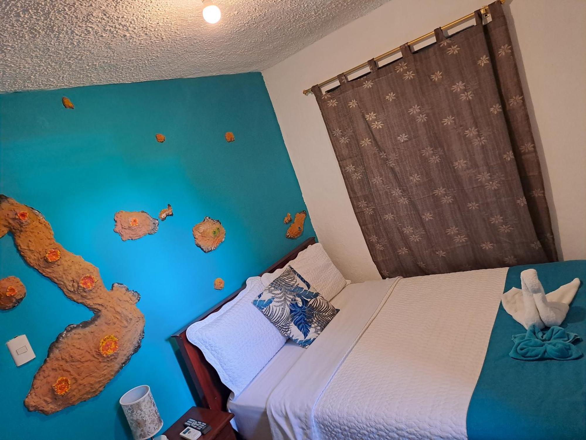 Suite Galarous Island Puerto Ayora  Dış mekan fotoğraf