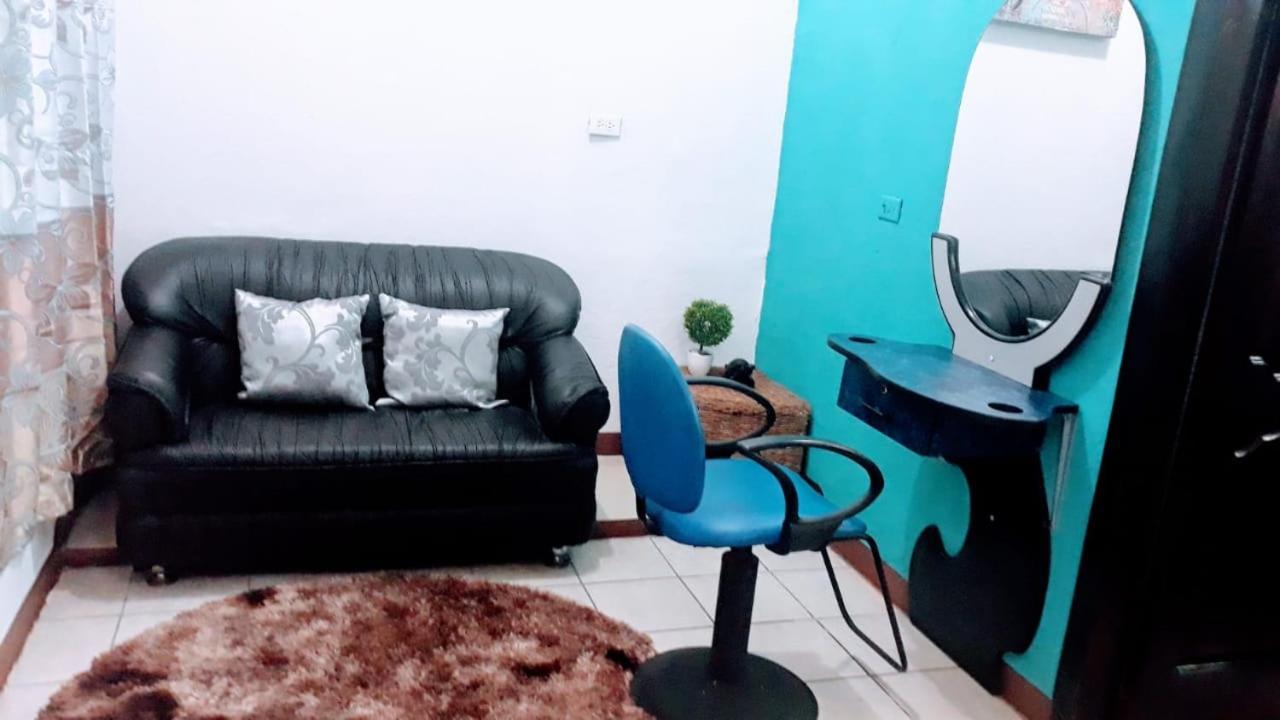 Suite Galarous Island Puerto Ayora  Dış mekan fotoğraf