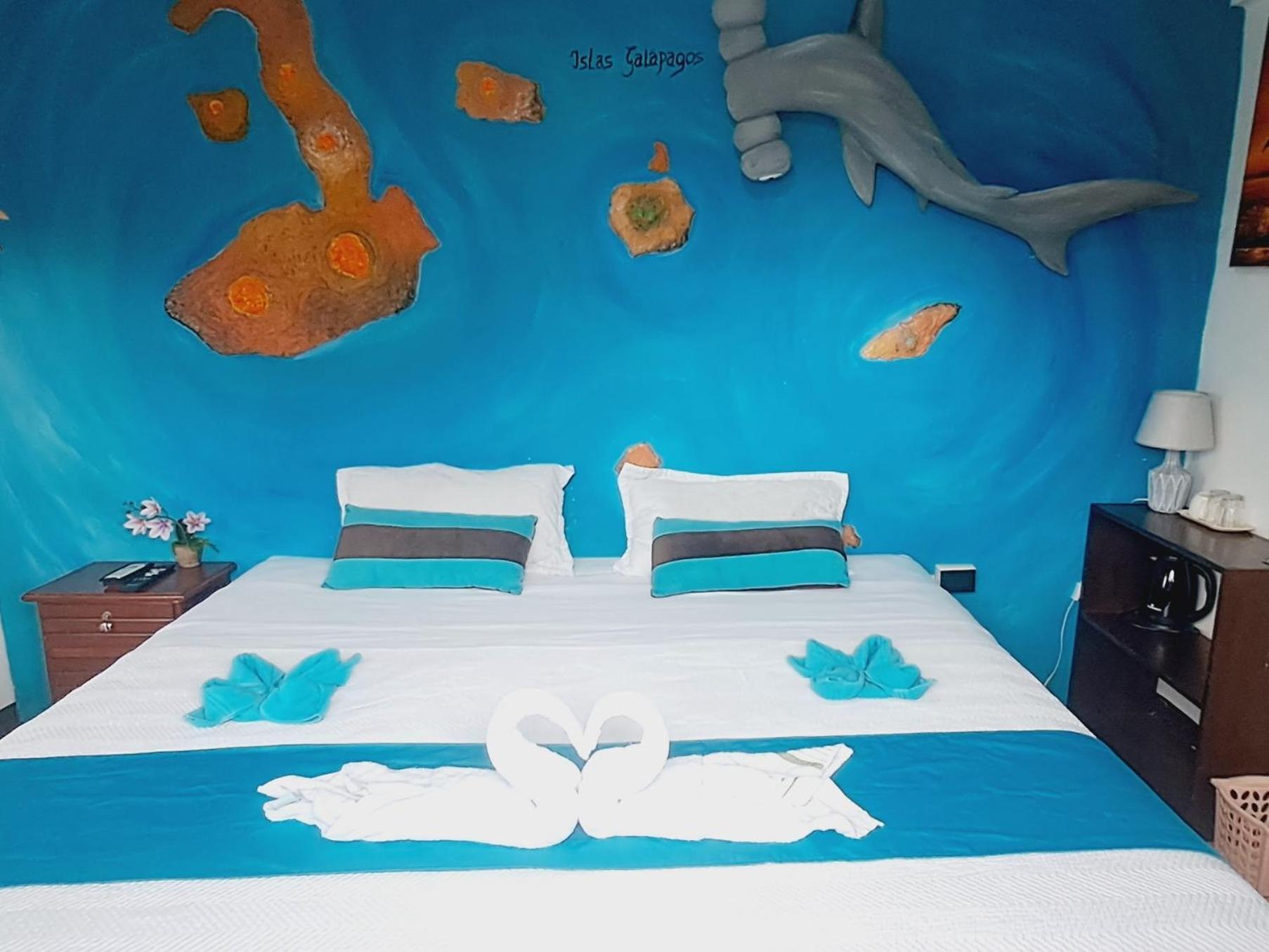 Suite Galarous Island Puerto Ayora  Dış mekan fotoğraf