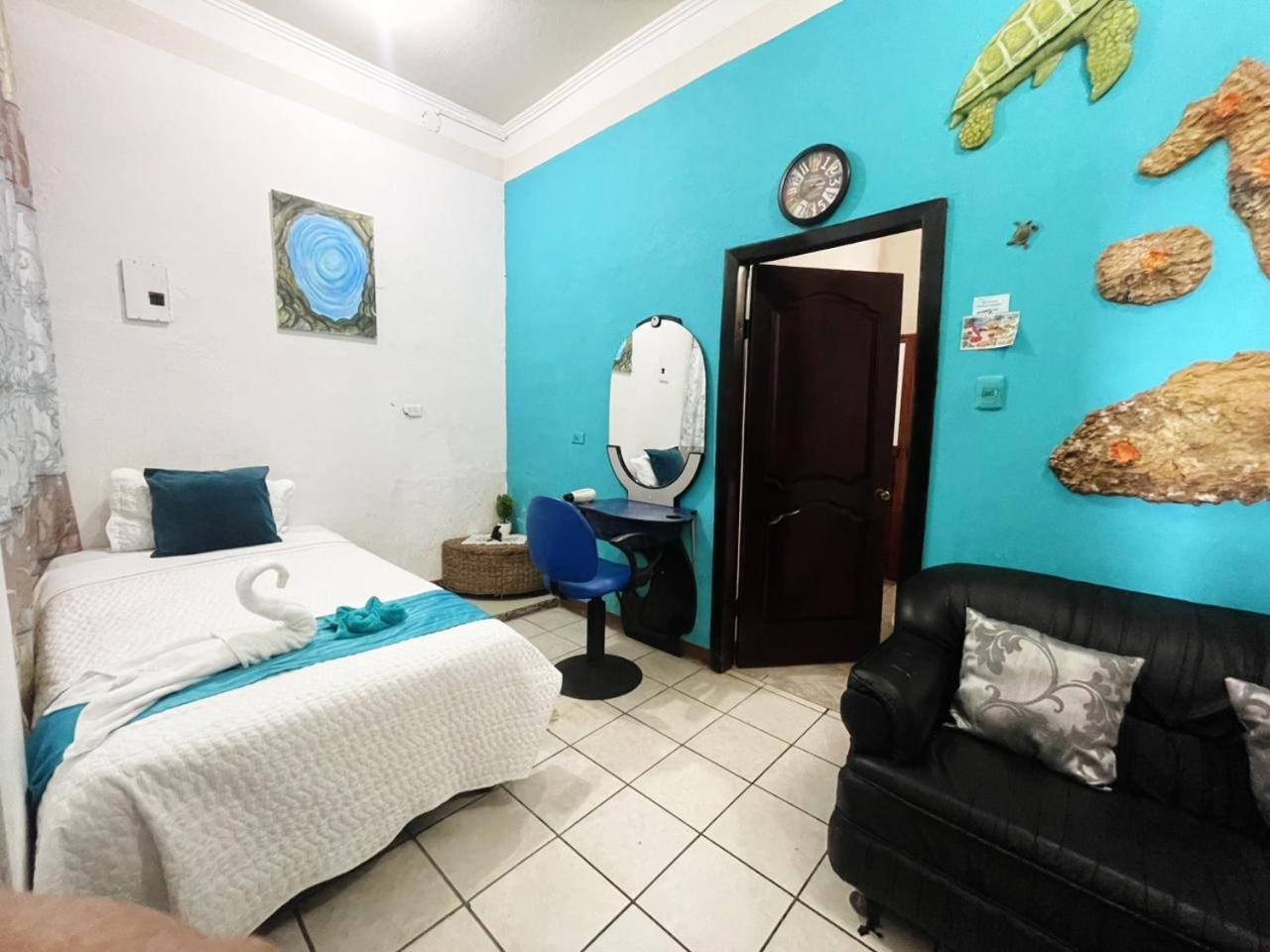 Suite Galarous Island Puerto Ayora  Dış mekan fotoğraf